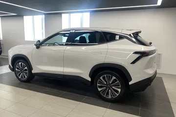 Купить Jetour DASHING, I Белый 1.5 AMT (147 л.с.) от 2409900 ₽. в Самаре