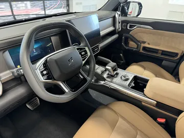 Купить Jetour T2 Серебристый 2.0 AMT (245 л.с.) 4WD от 4239000 ₽. в Самаре