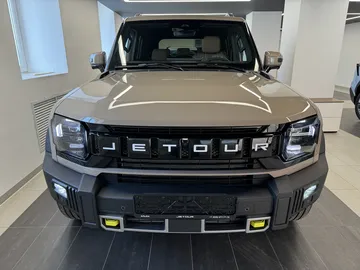 Купить JETOUR T2 Коричневый 2.0 AMT (245 л.с.) 4WD от 3929000 ₽. в Самаре