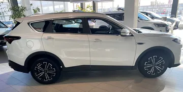 Купить Jetour X70+, I Рестайлинг Белый 1.6 AMT (190 л.с.) от 2749000 ₽. в Самаре