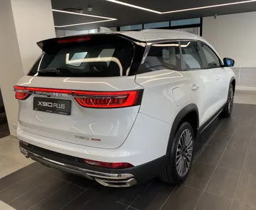 Купить JETOUR X90 PLUS Белый 2.0 AMT (244 л.с.) от 2419900 ₽. в Самаре