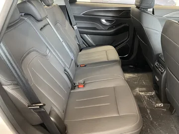 Купить JETOUR X90 PLUS Серый 2.0 AMT (244 л.с.) от 2839900 ₽. в Самаре